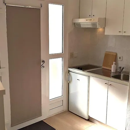 Apartament Mit Balkon Und Meerblick In Strandnaehe By Interhome Baška Voda