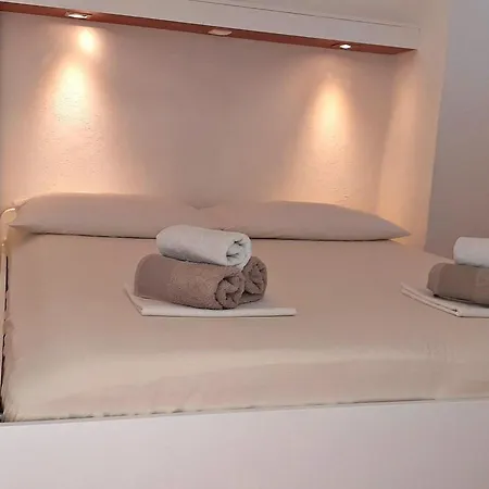 Apartament Mit Balkon Und Meerblick In Strandnaehe By Interhome Baška Voda